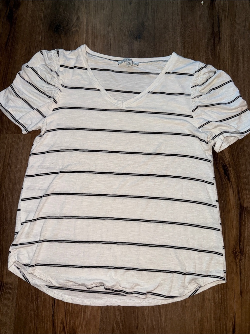 Green Envelope White V-Neck Tee with Black Stripes and Ruched Puff Sleeves